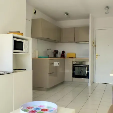 Appartamento 34m South Facing With Terrace And Open View Sanary-sur-Mer