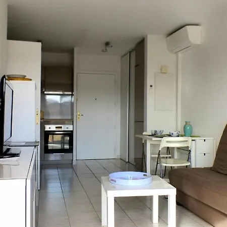 Apartment 34m South Facing With Terrace And Open View Sanary-sur-Mer